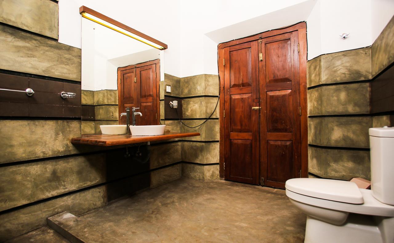 Villa Indrasiriya Ahangama Exteriör bild